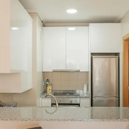Appartement Primera Linea De Playa Samil Costa Con Garaje Incluido *