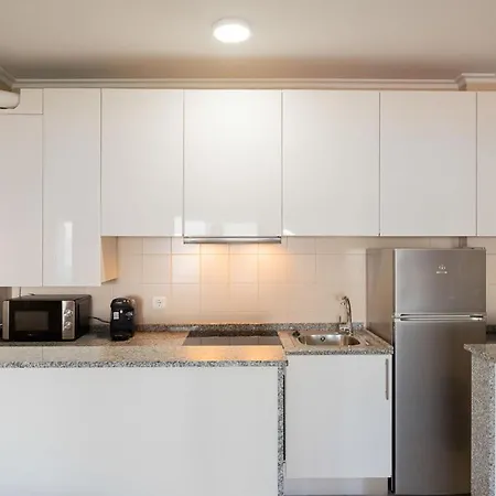 Apartment Primera Linea De Playa Samil Costa Con Garaje Incluido