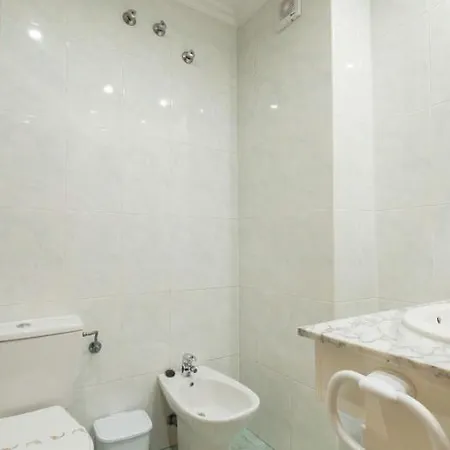 Primera Linea De Playa Samil Costa Con Garaje Incluido Апартаменты *