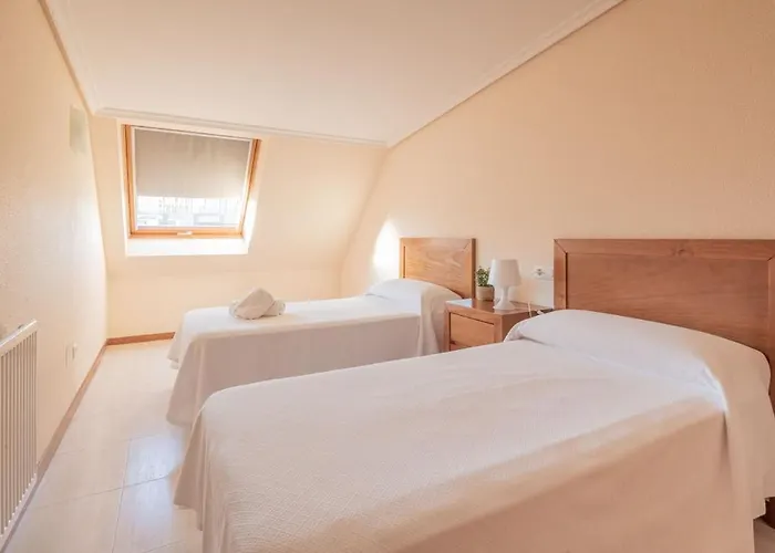 Apartment Primera Linea De Playa Samil Costa Con Garaje Incluido