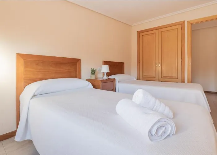 Primera Linea De Playa Samil Costa Con Garaje Incluido Apartment