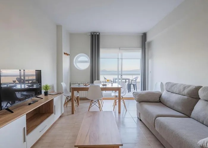 Primera Linea De Playa Samil Costa Con Garaje Incluido Apartment *